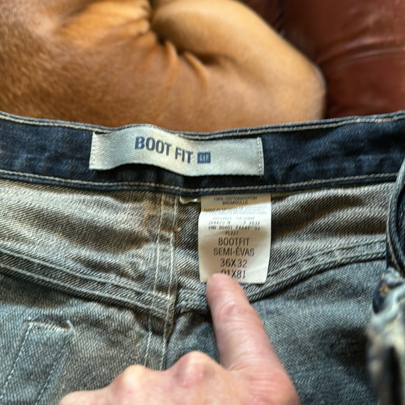 36 x 32 gap boot cut - Picture 1 of 6